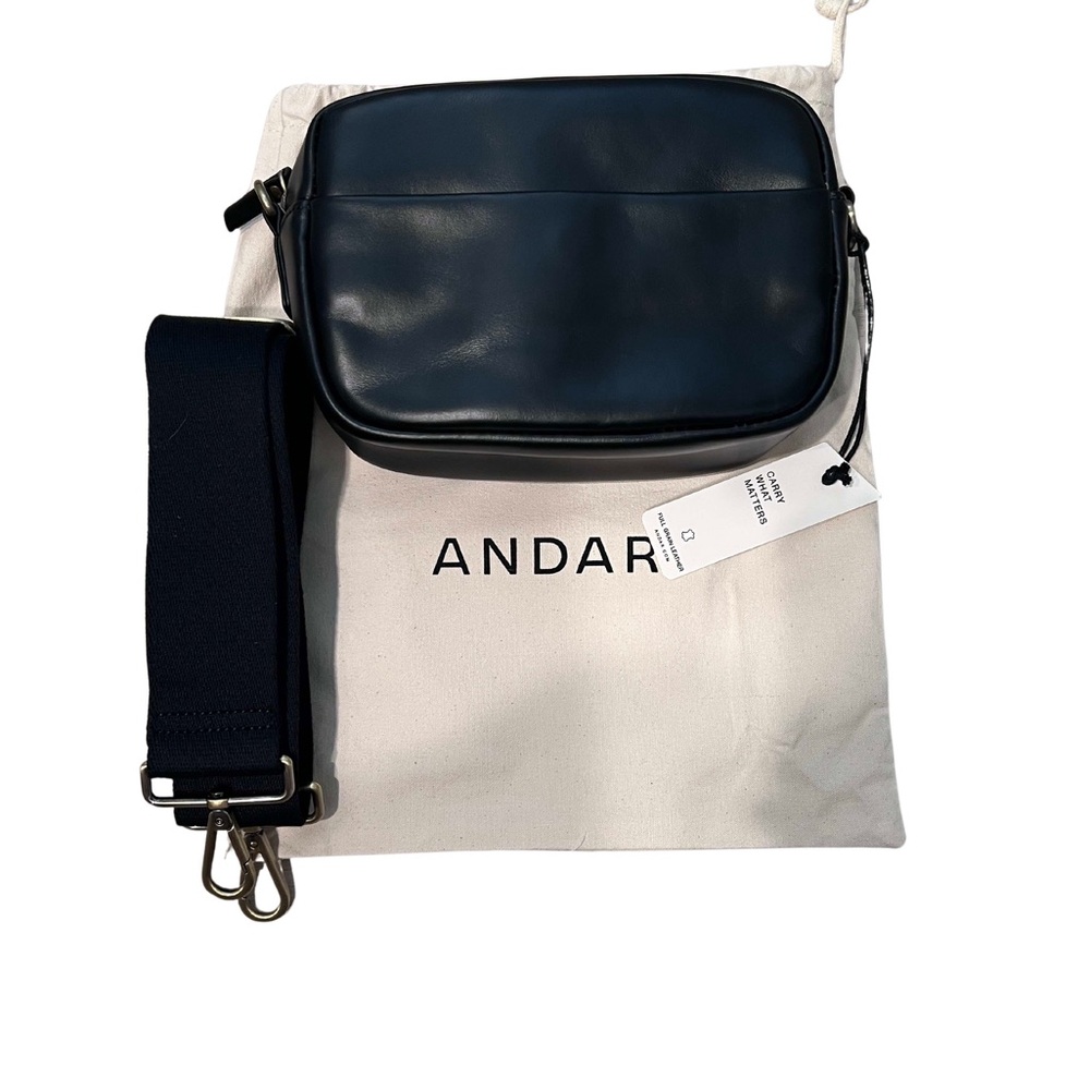 NWT Andar Blake leather crossbody bag in black